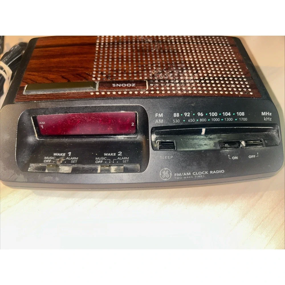 GE Alarm Clock Model: 7-4621A-AM/FM-Corded/Batt.Bkup.-Dual-1994-Tested Works VTG